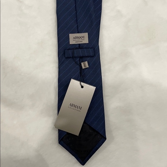 Armani Tie - Picture 2 of 4